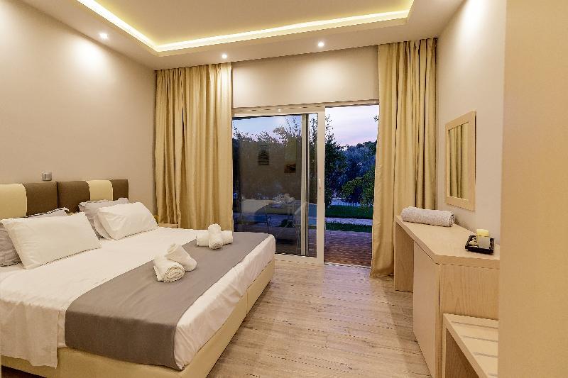 Sunny Place Resort Kranidi Esterno foto