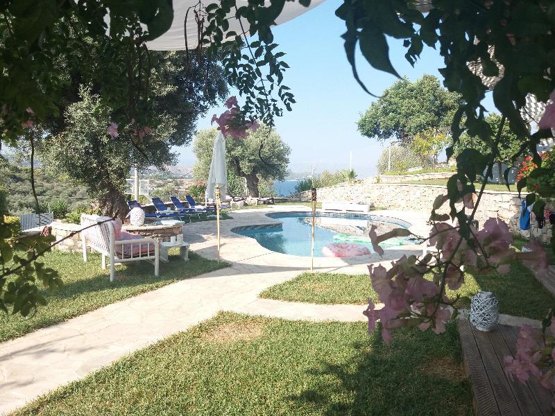 Sunny Place Resort Kranidi Esterno foto