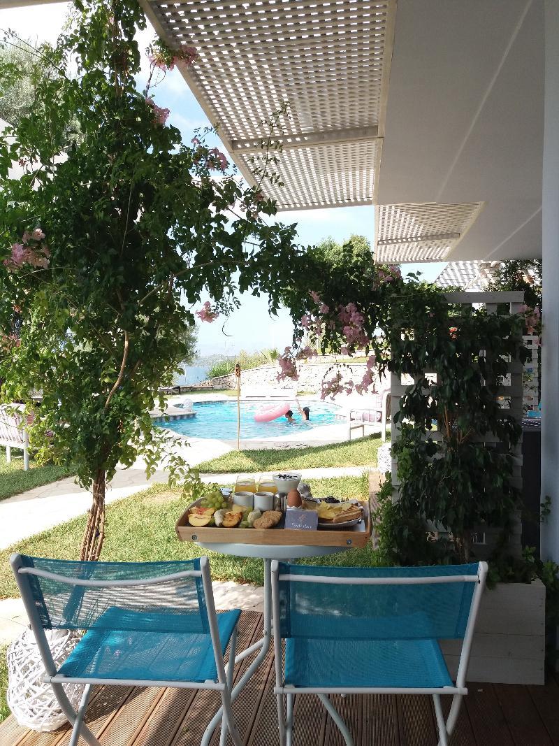 Sunny Place Resort Kranidi Esterno foto