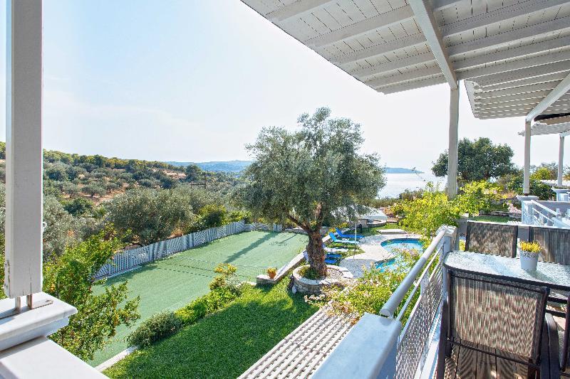 Sunny Place Resort Kranidi Esterno foto